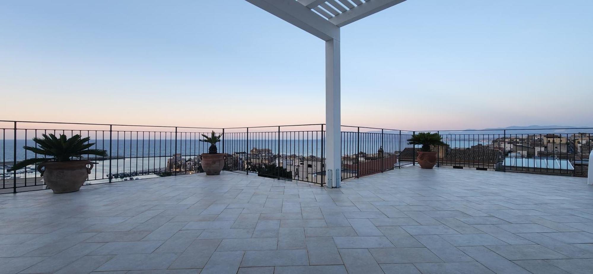 Апартаменты Palazzo Del Golfo Penthouse Кастелламмаре-дель-Голфо Экстерьер фото